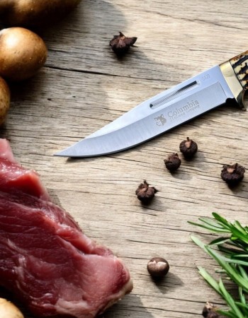 Cutit de vanatoare SA20 Columbia, lama fixa din otel inoxidabil, teaca de protectie inclusa